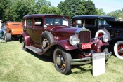 1931_Pierce_Arrow_and_1931_V16_Cadillac_at_Franklin_Lakes_2010.JPG